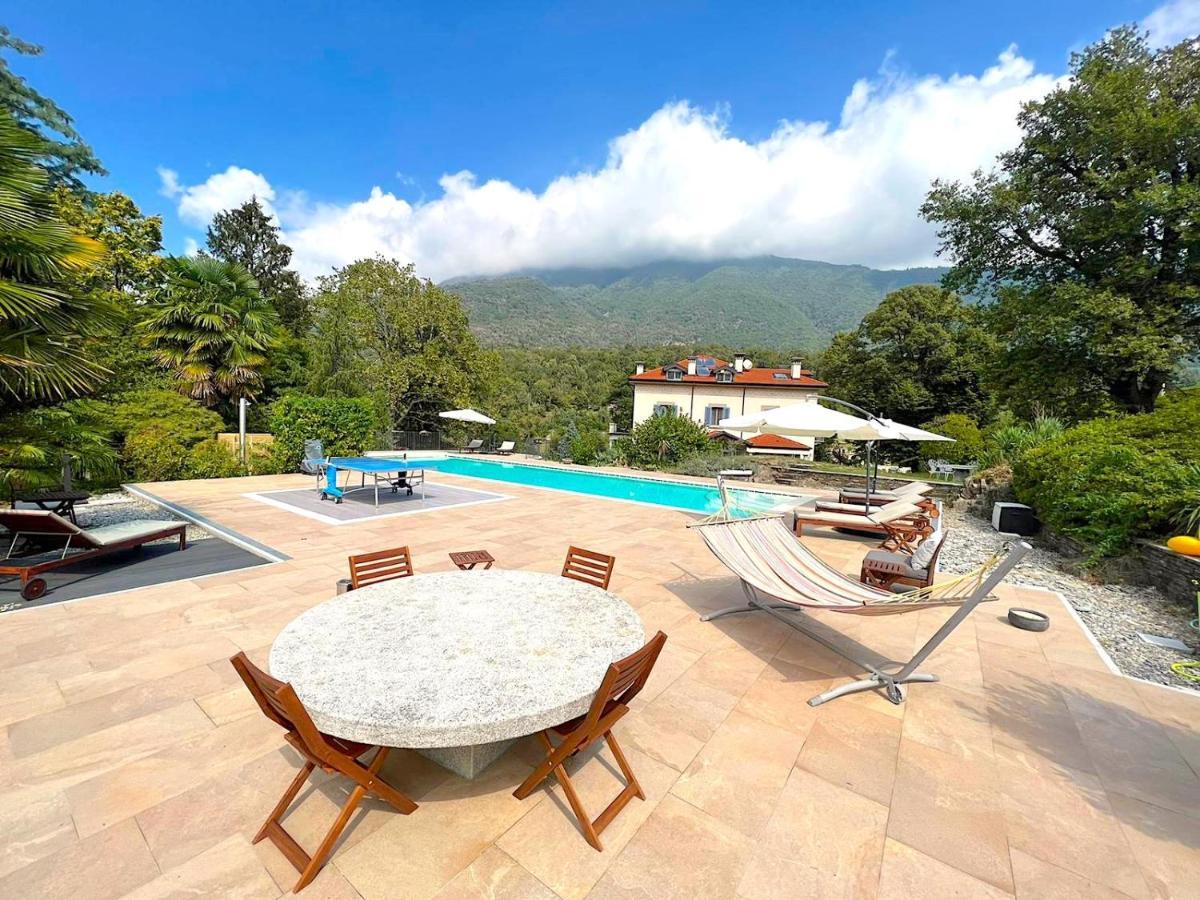 The Comfortable House With Big Pool In The Center Of Mergozzo Exterior photo